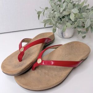 Vionic Mona Red Sandals with Arch Support Comfort Orthopedic Cushion Women's 7
